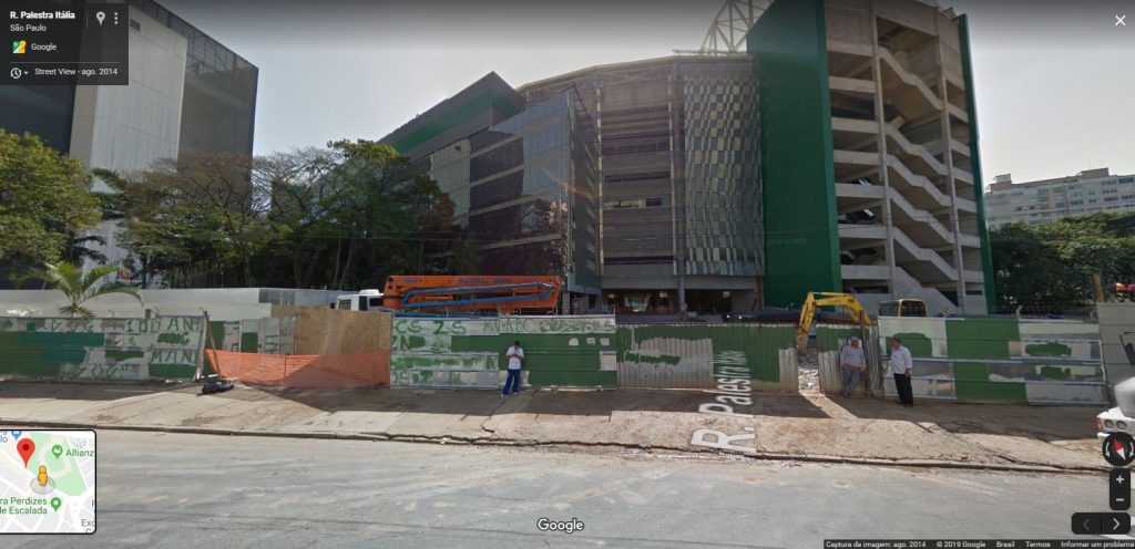 Transformação do Palestra Italia em Allianz Parque - Agosto de 2014 - Foto: Google Street View